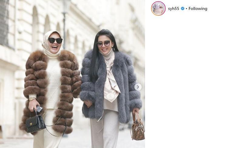 Syahrini dan Aisyahrani. (Instagram/@syh55)