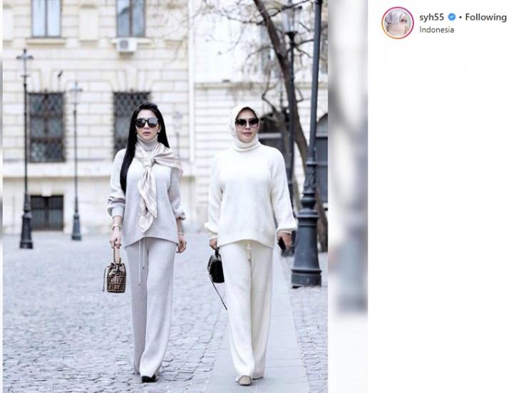 Syahrini dan Aisyahrani. (Instagram/@syh55)