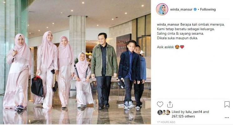 Keluarga Yusuf Mansur. (Instagram/@wirda_mansur)