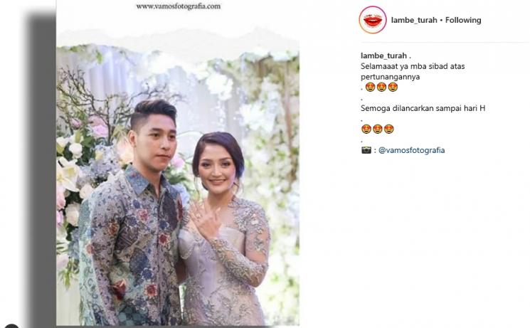 Siti Badriah dan Tunangannya (Instagram/@lambe_turah)