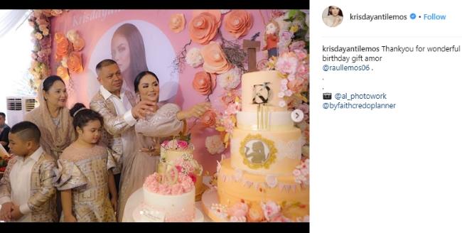 Krisdayanti. (Instagram/@krisdayantilemos)