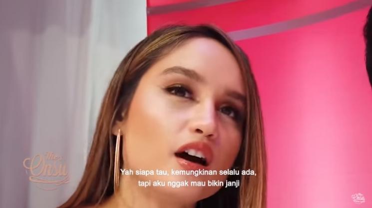 Cinta Laura. (Youtube/TheOnsuFamily)