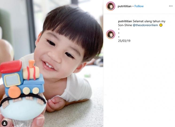 Keluarga Junior Liem dan Putri Titian (Instagram/@putrititian)