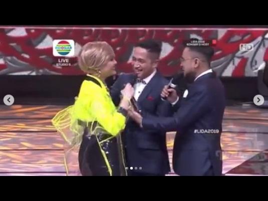 Rina Nose, Irfan Hakim dan Ramzi reunian. (Capture Instagram/@rinanose16)