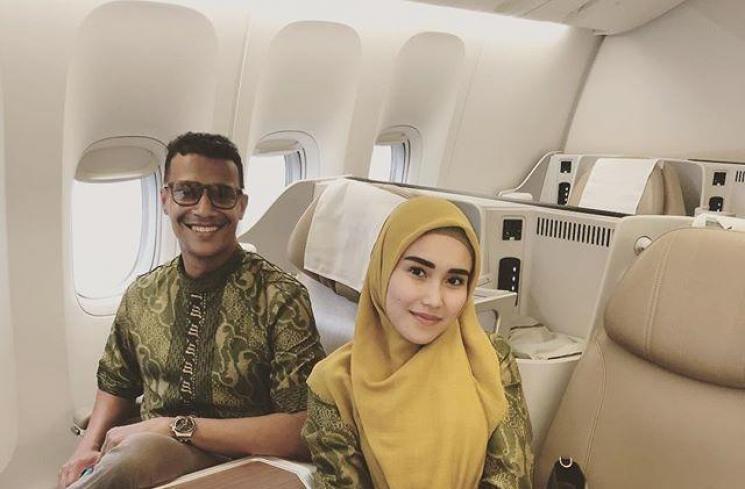 Ayu Ting Ting cantik berhijab. [Instagram]