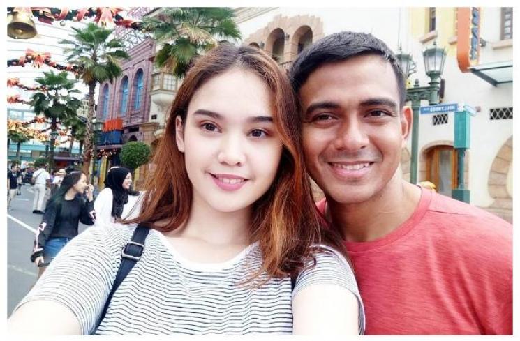 Zaky Zimah dan istrinya. (Instagram/@zakyzimah)