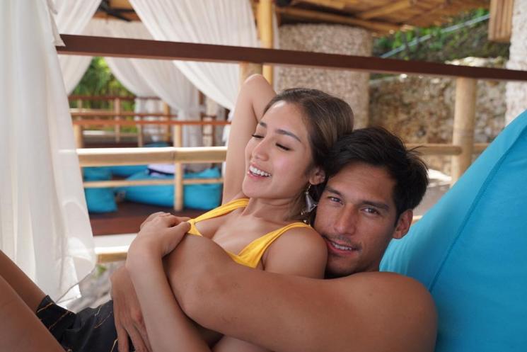 Kemesraan Jessica Iskandar dan Richard Kyle. [Instagram]