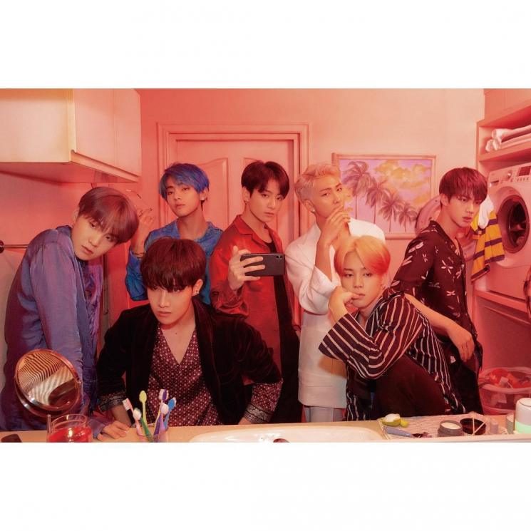 BTS (Instagram/@bts.bighitofficial)