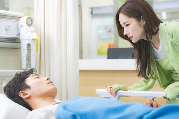 Park Min Young dan Kim Jae Wook di Her Private Life (Soompi)
