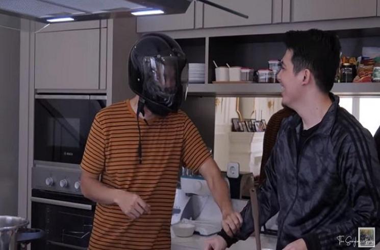 Irwansyah dan Teuku Wisnu (Tangkapan layar YouTube channel The Sungkar Family)