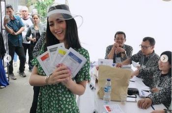 Richard Kyle Ajak Jessica Iskandar ke Toko Perhiasan, Cari Cincin Nikah?