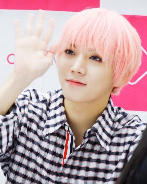 Ren NU'EST (Instagram/@ren.nuest)