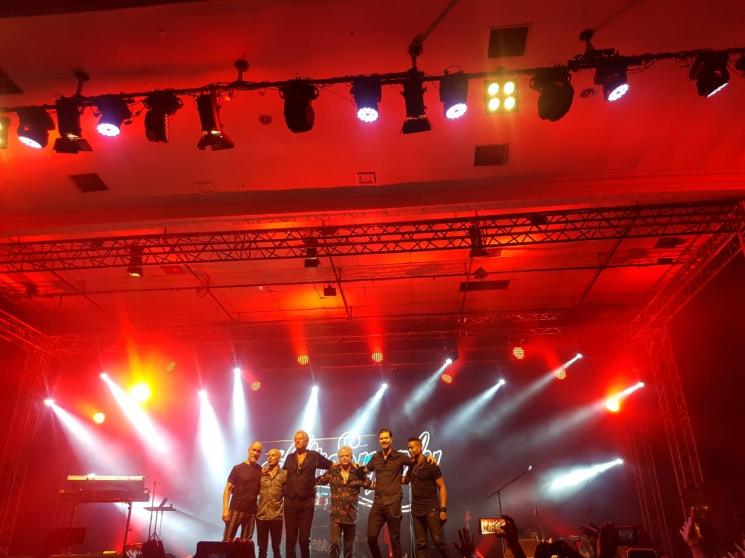 Air Supply Live in Yogyakarta diselenggarakan di Grand Pacific Hall, Sabtu (20/04/2019). (Matamata.com/Irma Joanita)