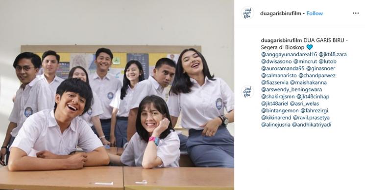 Angga Yunanda dan Zara JKT 48 (Instagram/@duagarisbirufilm)