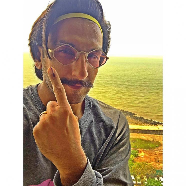 Ranveer Singh nyoblos (Instagram/@ranveersingh)