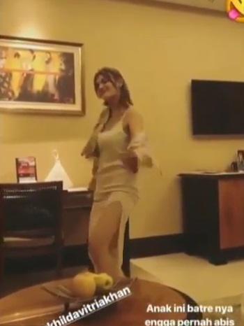 Hilda Vitria twerking. [capture Instagram]