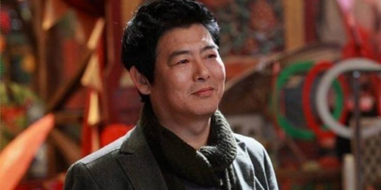 Sung Dong Il (Allkpop)