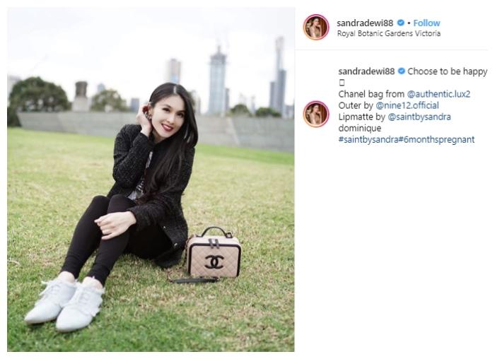 Sandra Dewi. (Instagram/@sandradewi88)