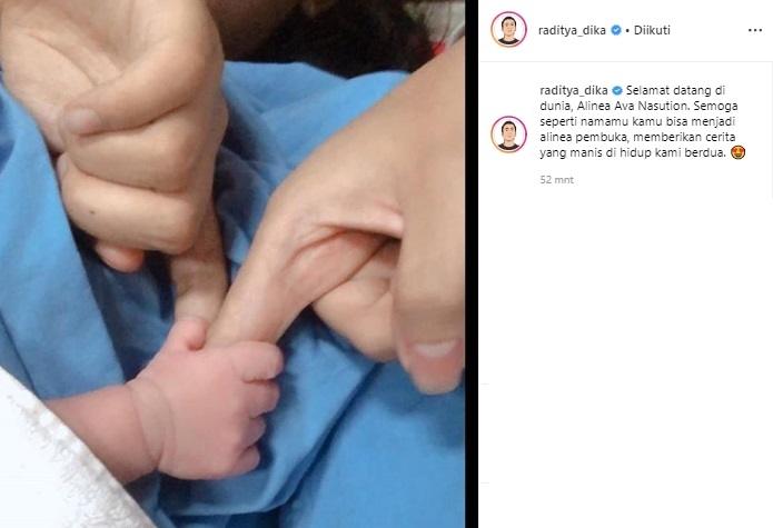 Raditya Dika umumkan nama putri pertamanya. (Instagram/@raditya_dika)