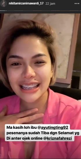 Nikita Mirzani ucapkan terima kasih atas bingkisan Ayu Ting Ting. [Instagram]