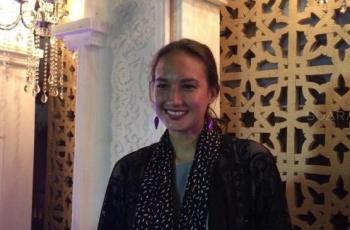 Ditanya Soal Quality Time Bareng Suami, Nadine Chandrawinata: Nyapu Rumah!