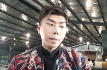 Roy Kiyoshi Pamer Koleksi Tas Mewah, Boneka di Kamarnya Bikin Salfok