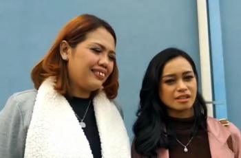 Anak Rela Tak Kuliah Untuk Beli Rumah, Elly Sugigi Malah Asyik Pacaran