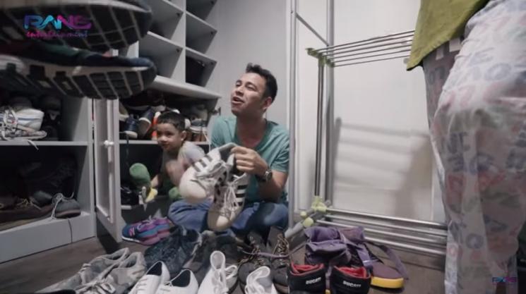 Raffi Ahmad pamer hadiah dari Laudya Cynthia Bella. (YouTube/Rans Entertainment)