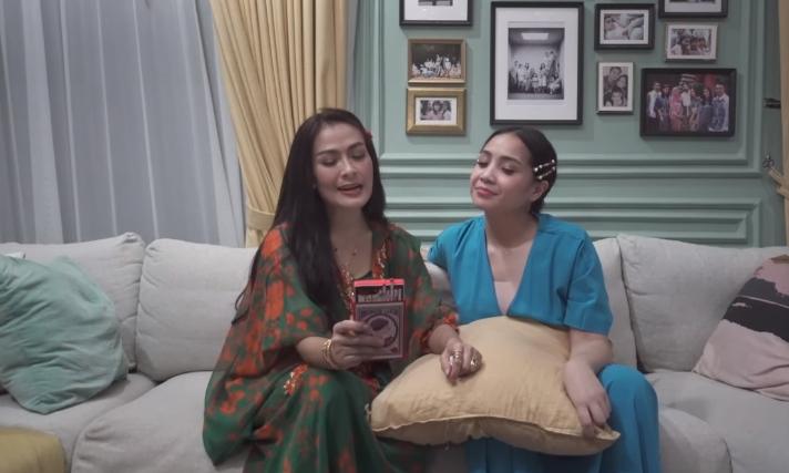 Nagita Slavina ungkap rahasianya bisa lebih kurus. (Youtube/IsdaFamily)
