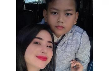 Doanya Jadi Sorotan, 4 Momen Haru Surprise Ultah Putra Sambung Dewi Perssik