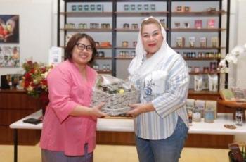 Dindin Mediana Jaga Kuliner Otentik Indonesia Lewat Javara Culture Cafe