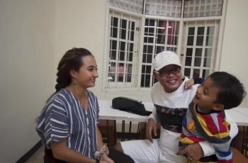 Selain Sule, 5 Komedian Ini Punya Pasangan Beda Usia Puluhan Tahun