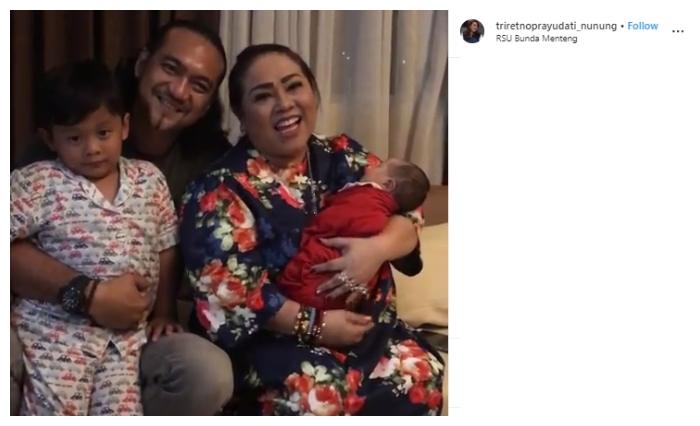 Nunung - Iyan. (Instagram/@triretnoprayudati_nunung)