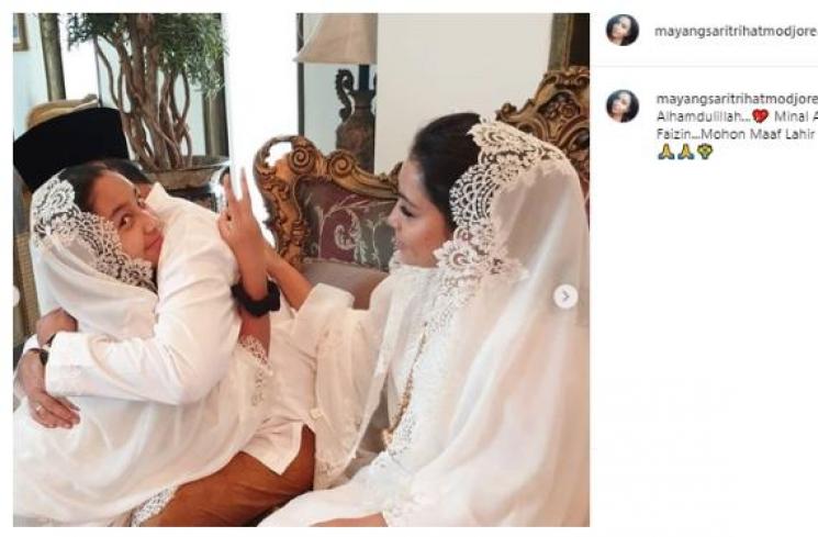 Momen lebaran Mayangsari. (Instagram/@mayangsaritrihatmodjoreal)