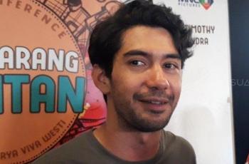 Dua Film Tayang Barengan, Reza Rahadian Bingung Bagi Waktu Promosi