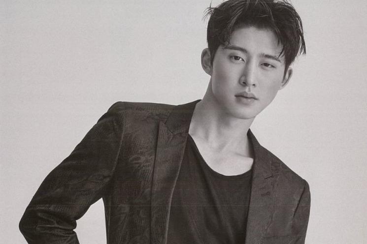 B.I iKON (soompi)