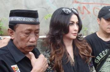 Perceraian Diana Pungky Mencuat, Ini Klarifikasi Asisten