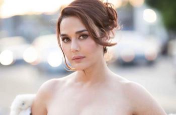 Preity Zinta Terciduk Tanpa Makeup, Netizen: Nggak Seputih di Instagram!