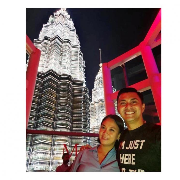 Kemesraan Anjasmara dan Dian Nitami. (Instagram/@anjasmara)