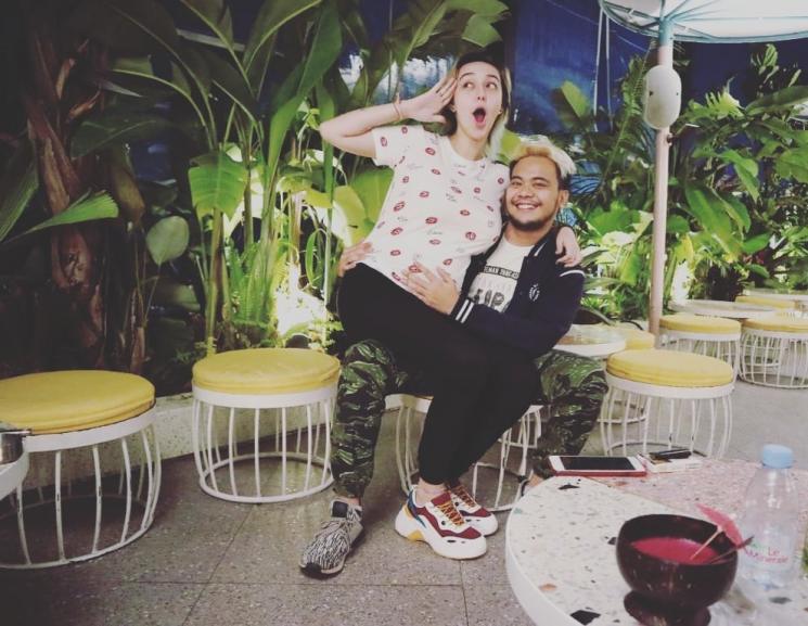 Reza Smash dan istrinya, Fabiola (Instagram/@mrezanugrah)