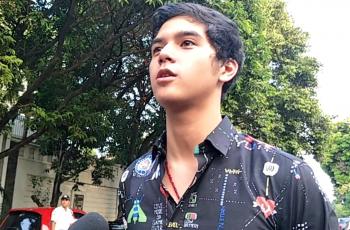 Al Ghazali Ulang Tahun ke-22, Intip 6 Momen Manisnya Yuk!