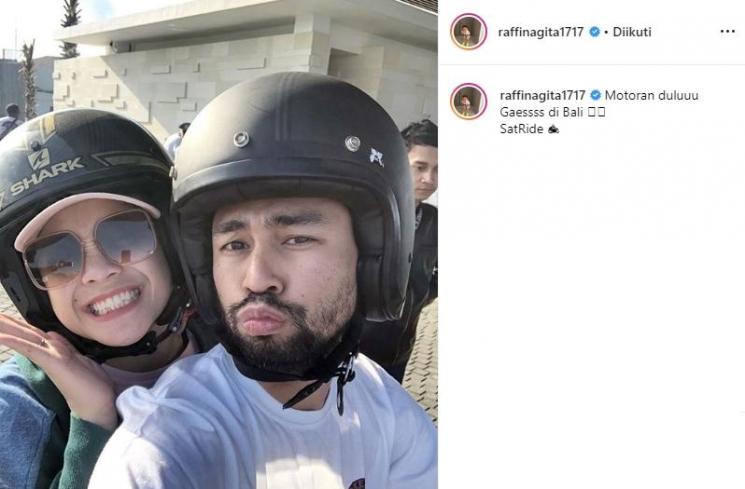 Raffi Ahmad dan Nagita Slavina di Uluwatu (Instagram/@raffinagita1717)