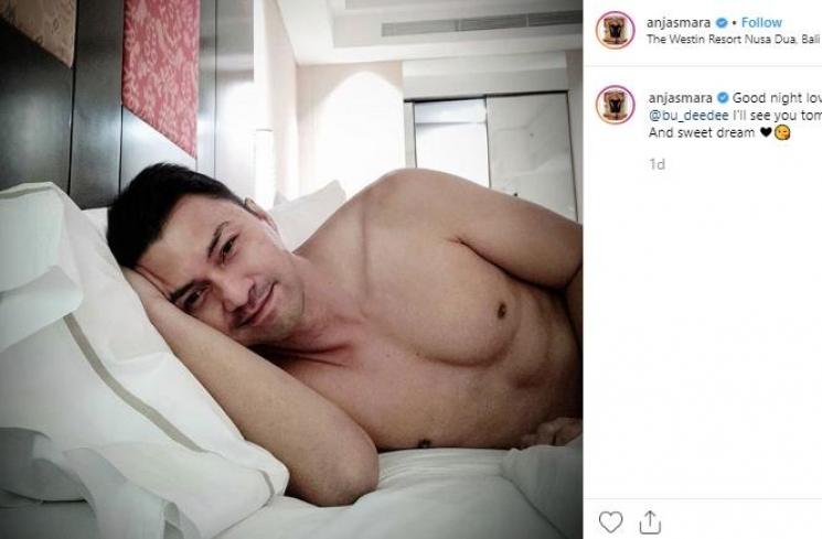 Anjasmara pamer foto telanjang dada. (Instagram/@anjasmara)