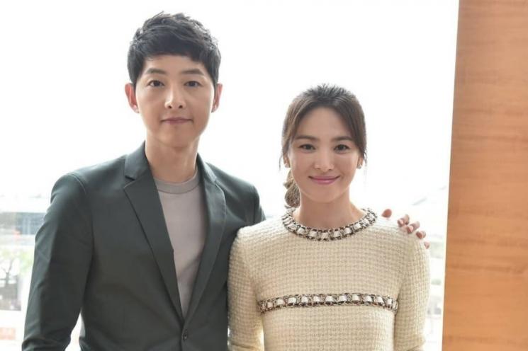 Song Hye Kyo dan Song Joong Ki (Koreaboo)