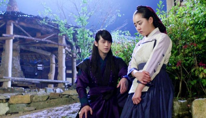 Kim Bum dan Moon Geun Young. (Youtube/MBCDrama)