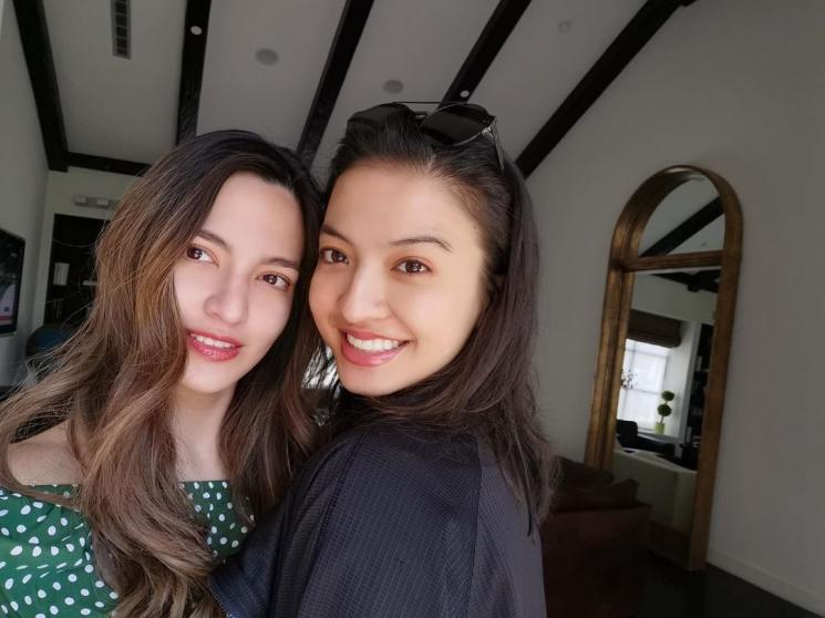 Nia Ramadhani dan Raline Shah. (Instagram/@ramadhaniabakrie)