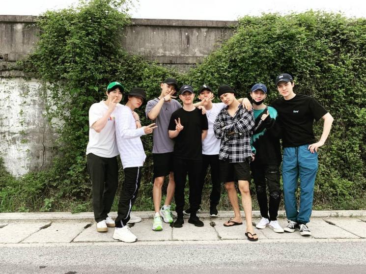 D.O. EXO berangkat wamil (Instagram/@real_pcy)