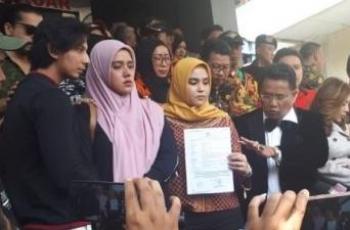 Terbongkar! Keluarga Ternyata Larang Fairuz A Rafiq Nikah dengan Galih Ginanjar