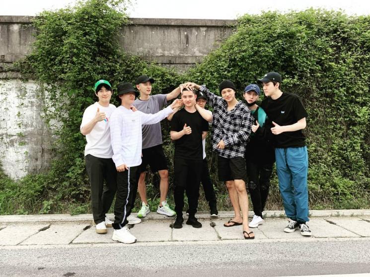 D.O. EXO berangkat wamil (Instagram/@real_pcy)