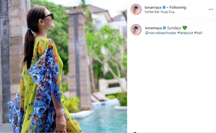 Luna Maya pakai summer dress (Instagram/@lunamaya)
